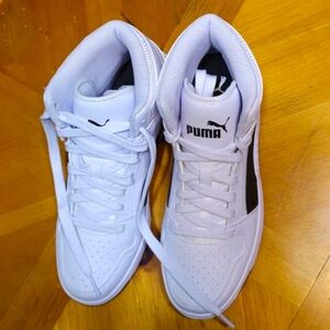 Puma 7.5 Black & White High-Top Sneakers Tennis Shoes Basketball Athletic
